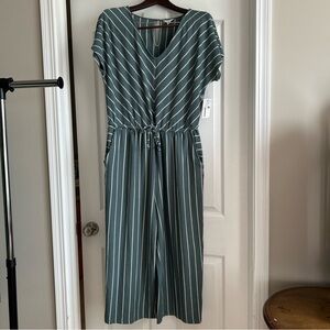 Sonoma Jumpsuit Size Large women’s NWT